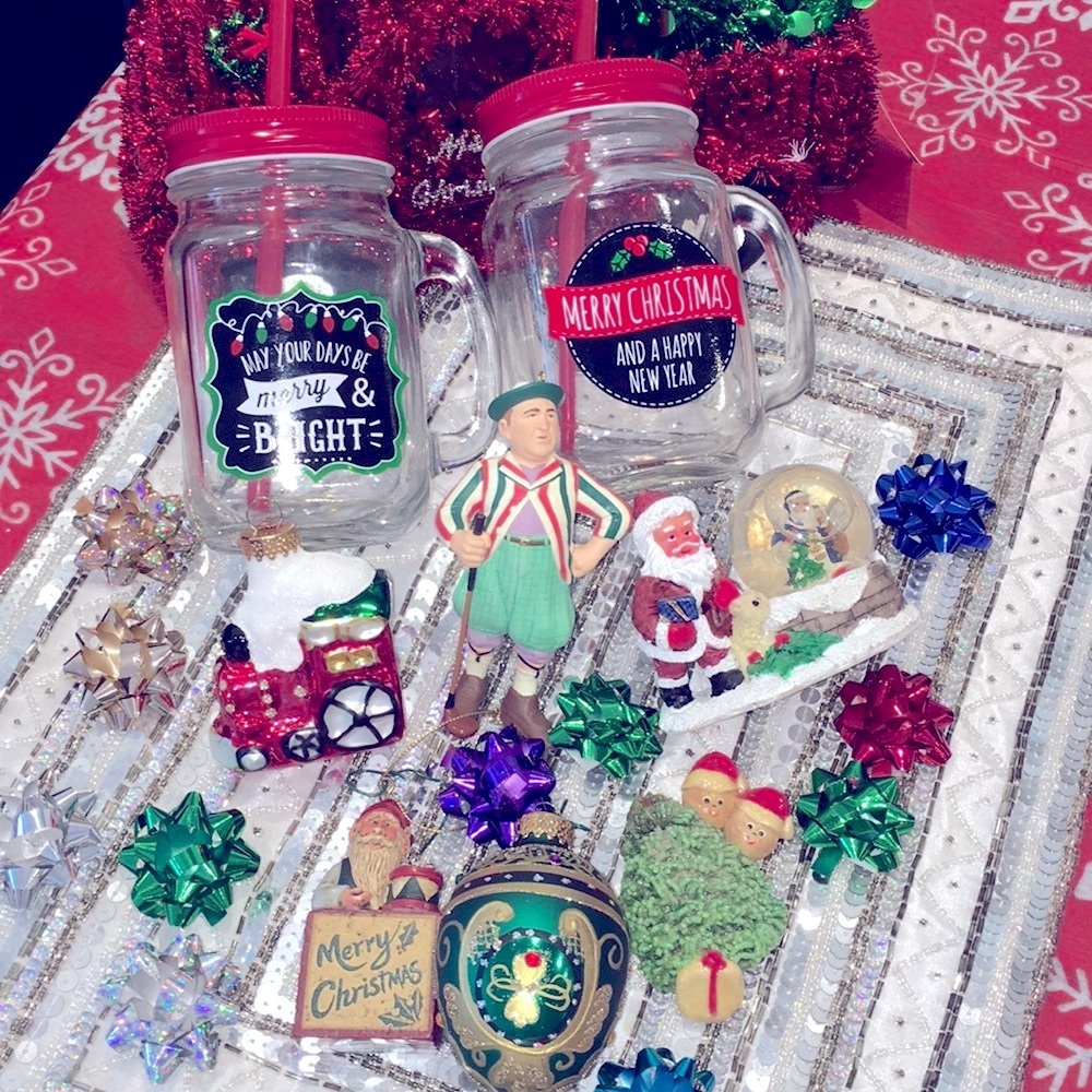 Christmas ornaments and glass mugs!!! 8 pc